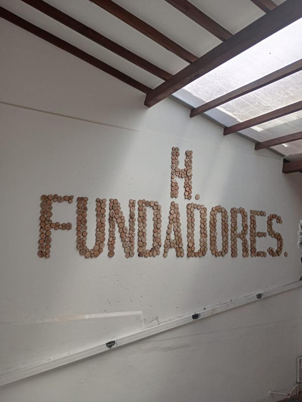 Hostal Famihotel Fundadores Jardín Exteriér fotografie
